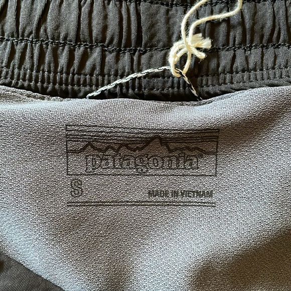 NWT Patagonia Nine Trails Shorts - Picture 5 of 7